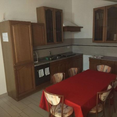 Room In Guest Room - Single Room Between Padua And Chioggia Brugine Екстериор снимка