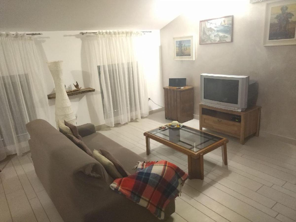 Room In Guest Room - Single Room Between Padua And Chioggia Brugine Екстериор снимка